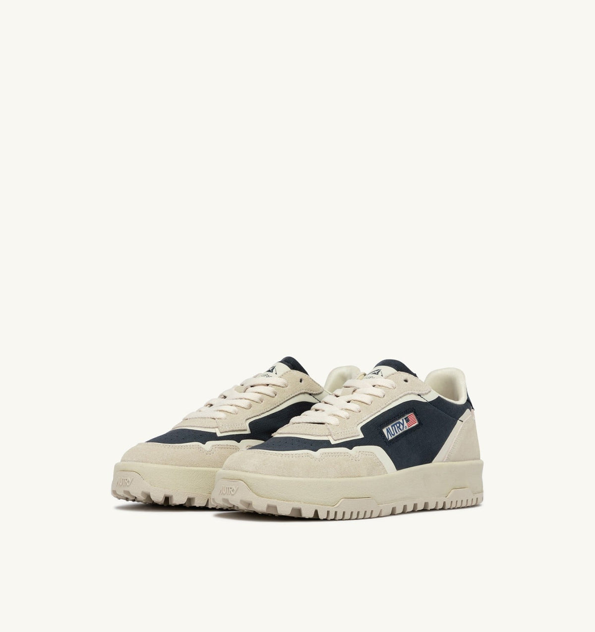 AUTRY WILDPACE LOW SNEAKERS IN WHITE AND SPACE BLUE CORDURA AND SUEDE