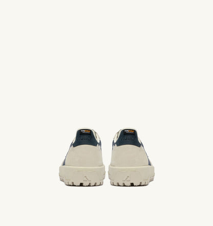 AUTRY WILDPACE LOW SNEAKERS IN WHITE AND SPACE BLUE CORDURA AND SUEDE