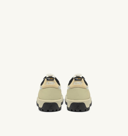 AUTRY WILDPACE LOW SNEAKERS IN RIPSTOP NYLON AND LEATHER COLOR TIDAL FOAM AND REFLEX