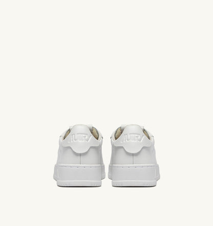 AUTRY DALLAS LOW SNEAKERS IN WHITE LEATHER
