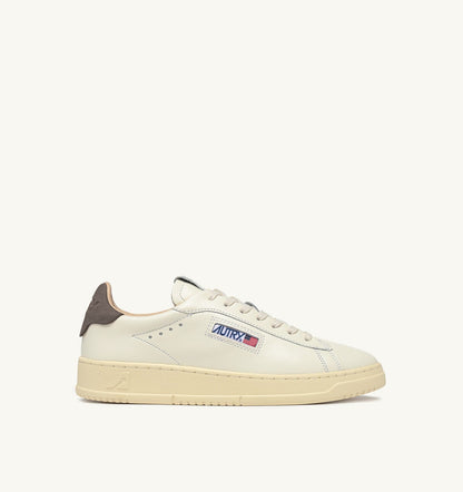 AUTRY DALLAS LOW SNEAKERS IN MARSHMALLOW AND MOREL LEATHER