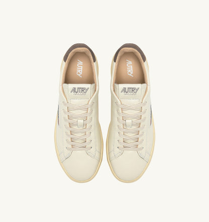 AUTRY DALLAS LOW SNEAKERS IN MARSHMALLOW AND MOREL LEATHER