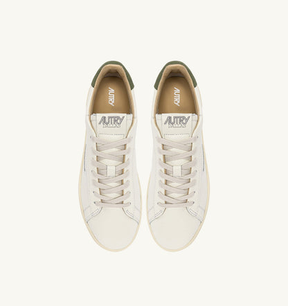 AUTRY DALLAS LOW SNEAKERS IN LODEN GREEN AND MARSHMALLOW LEATHER