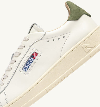 AUTRY DALLAS LOW SNEAKERS IN LODEN GREEN AND MARSHMALLOW LEATHER