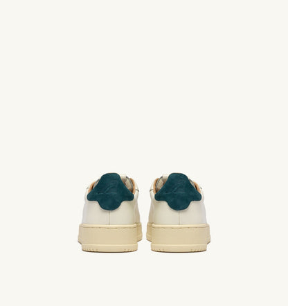 AUTRY DALLAS LOW SNEAKERS IN MARSHMALLOW AND DARK SEA LEATHER