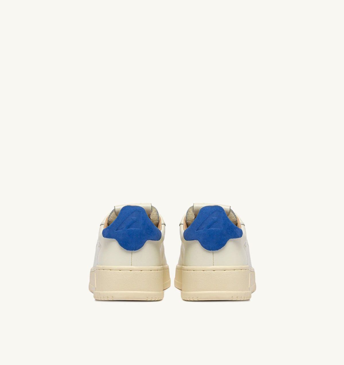 AUTRY DALLAS LOW SNEAKERS IN MARSHMALLOW AND LAPIS BLUE LEATHER