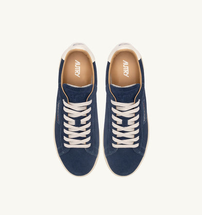 AUTRY DALLAS LOW SNEAKERS IN BLUETTE SUEDE