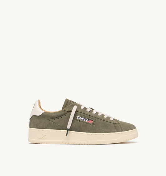 AUTRY DALLAS LOW SNEAKERS IN SMOKED GREEN SUEDE