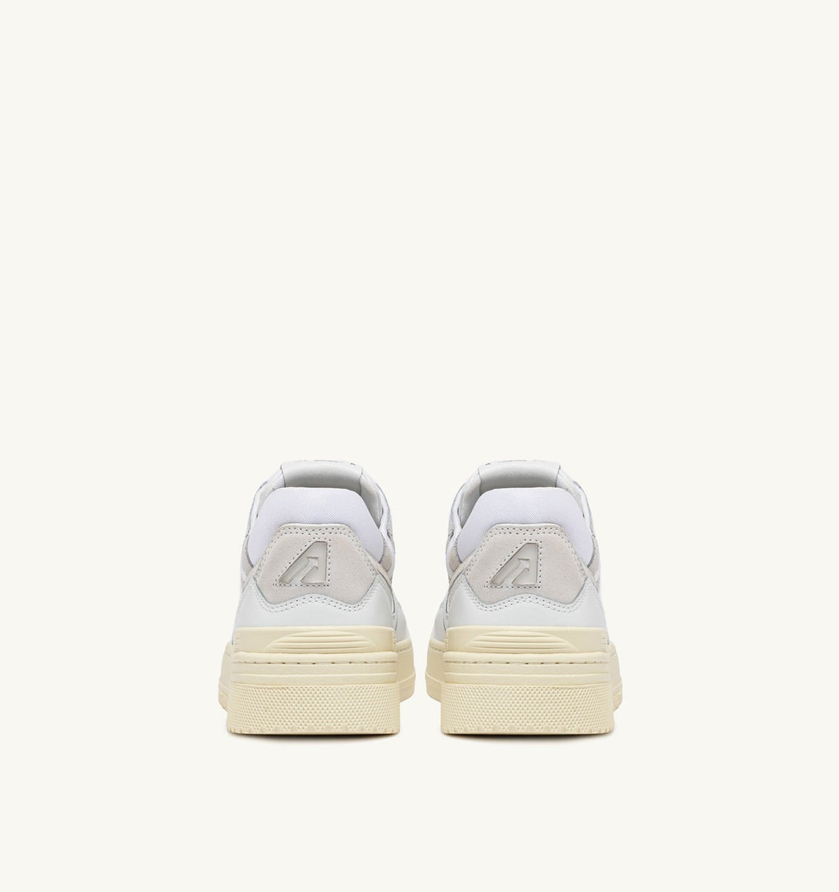 AUTRY CLC LOW SNEAKERS IN WHITE AND SUEDE LEATHER
