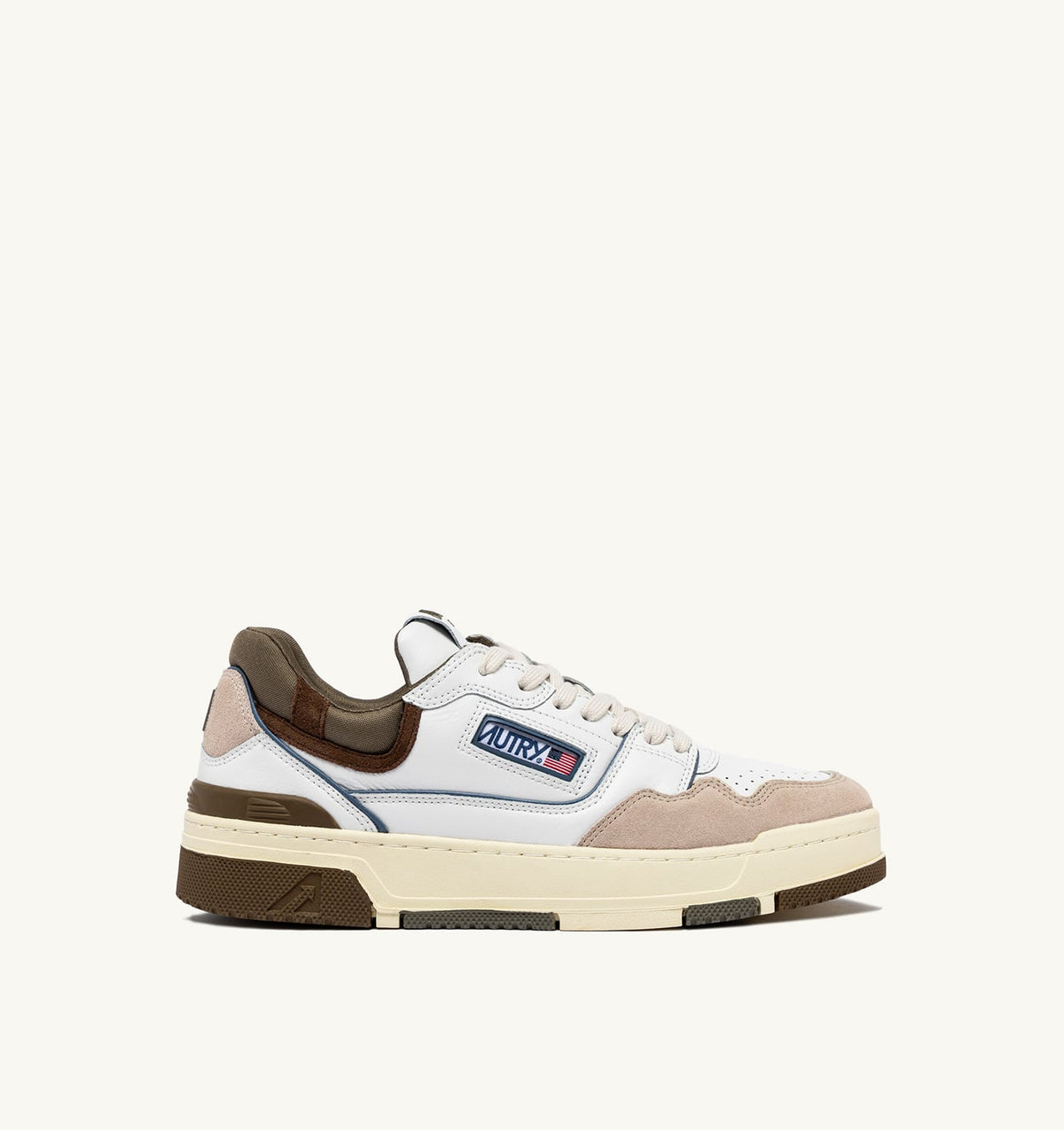 AUTRY CLC LOW SNEAKERS IN WHITE AND COVERT GREEN LEATHER SUEDE