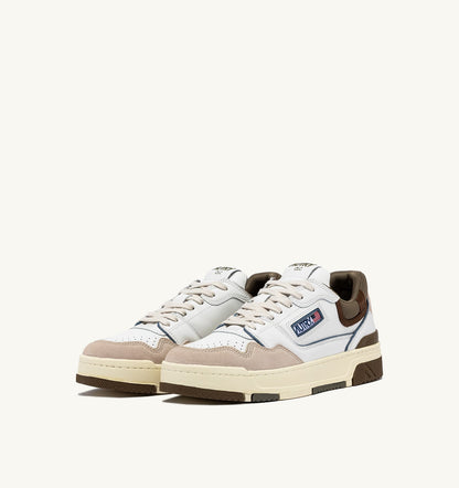 AUTRY CLC LOW SNEAKERS IN WHITE AND COVERT GREEN LEATHER SUEDE