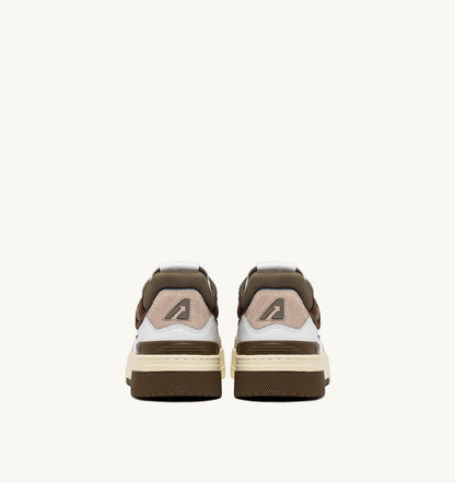 AUTRY CLC LOW SNEAKERS IN WHITE AND COVERT GREEN LEATHER SUEDE
