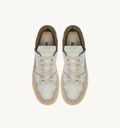 AUTRY SNEAKERS CLC LOW IN WHITE PELICAN AND COVERT GREEN LEATHER AND SUEDE