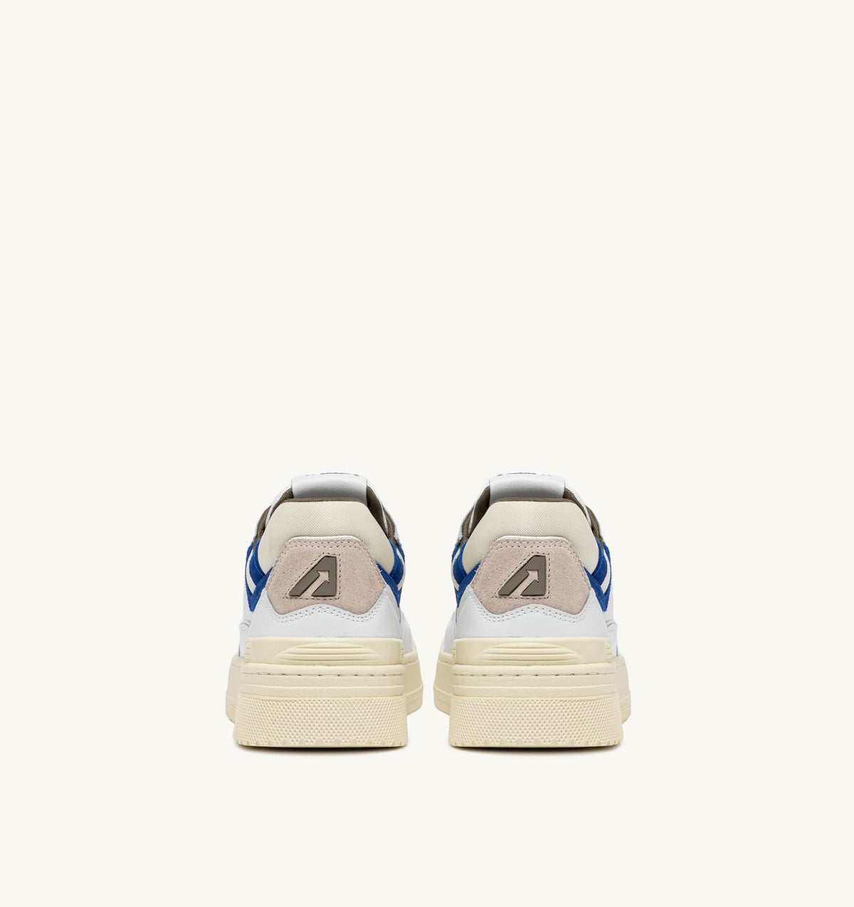 AUTRY CLC LOW SNEAKERS IN WHITE LEATHER AND BLUE SUEDE