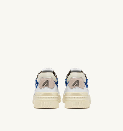 AUTRY CLC LOW SNEAKERS IN WHITE LEATHER AND BLUE SUEDE