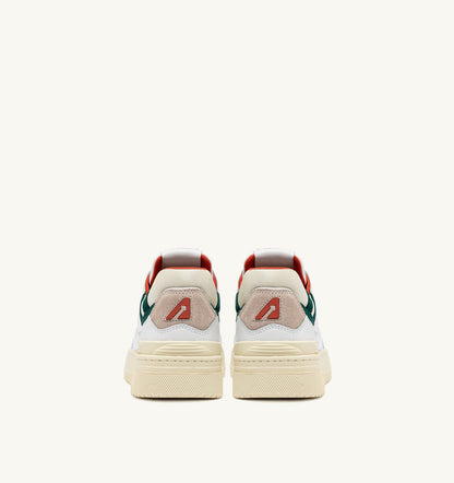 AUTRY CLC LOW SNEAKERS IN WHITE LEATHER AND FOREST SUEDE
