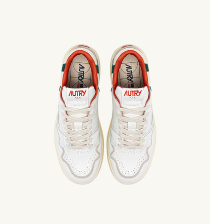AUTRY CLC LOW SNEAKERS IN WHITE LEATHER AND FOREST SUEDE