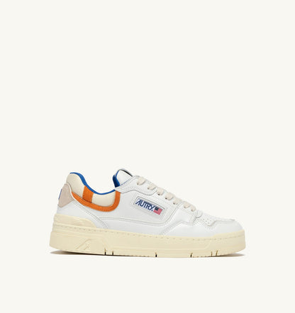 AUTRY SNEAKERS CLC LOW IN WHITE AND FANTA LEATHER