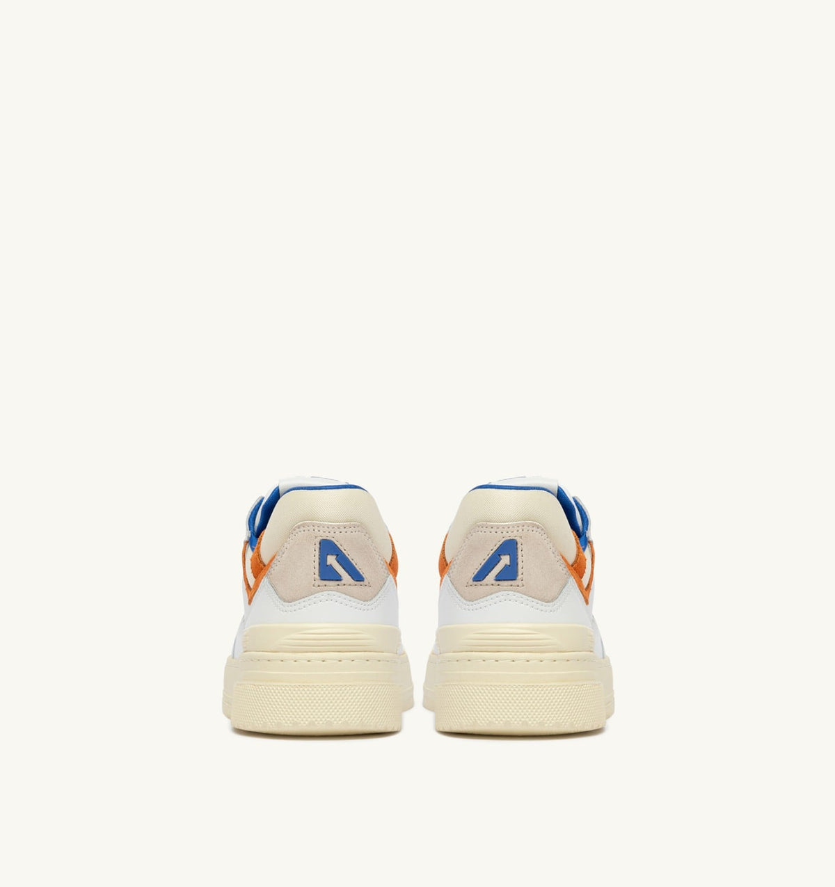 AUTRY SNEAKERS CLC LOW IN WHITE AND FANTA LEATHER