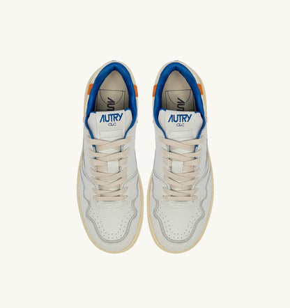 AUTRY SNEAKERS CLC LOW IN WHITE AND FANTA LEATHER