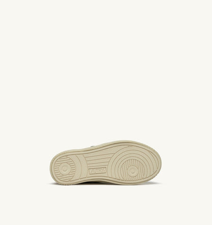 AUTRY MEDALIST LOW KIDSTRIPES SNEAKERS IN LEATHER COLOR WHISPER WHITE IVORY WHITE AND BROWN SUGAR