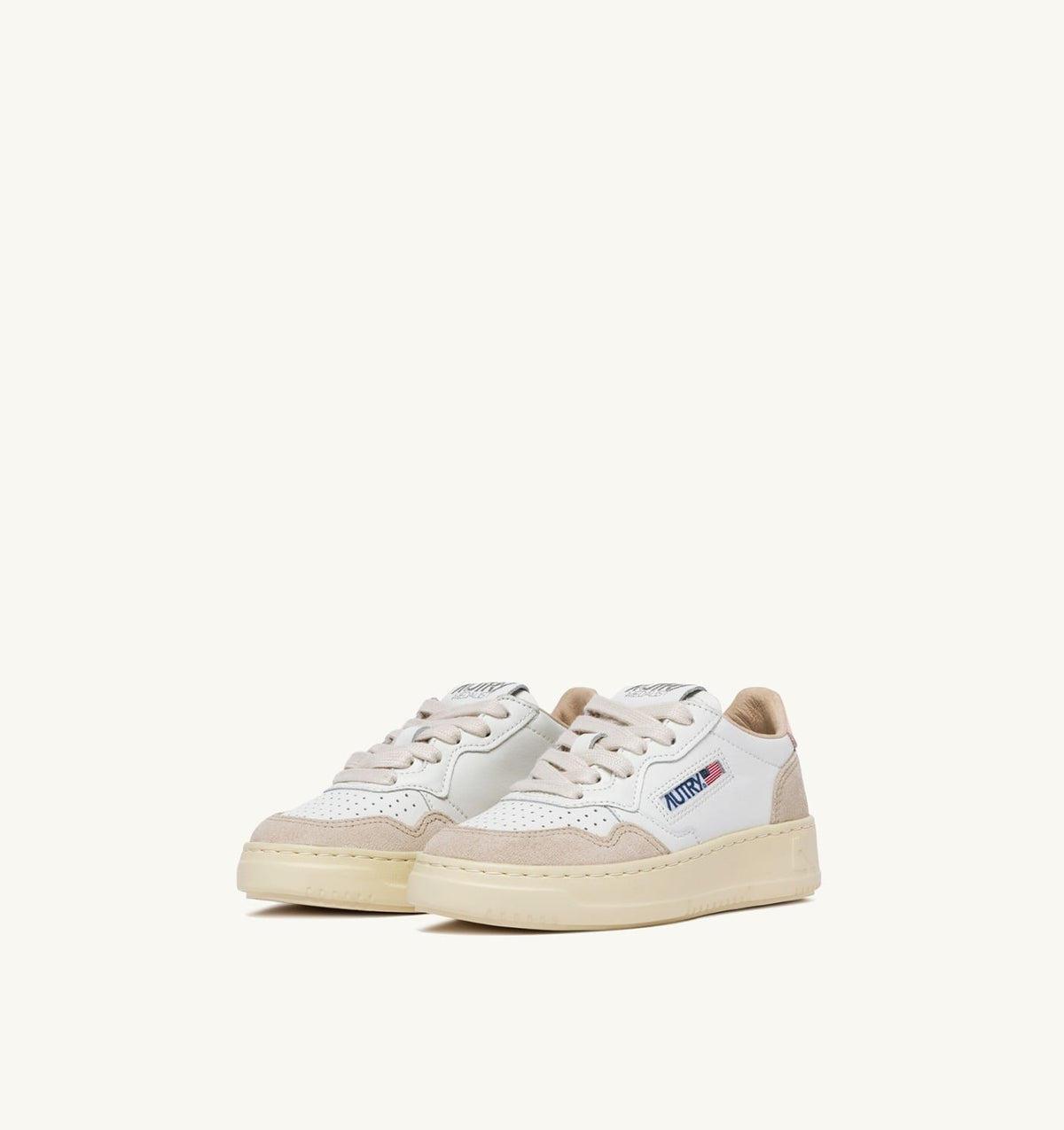 AUTRY MEDALIST KIDS LOW SNEAKERS IN WHITE AND CREOLE PINK SUEDE