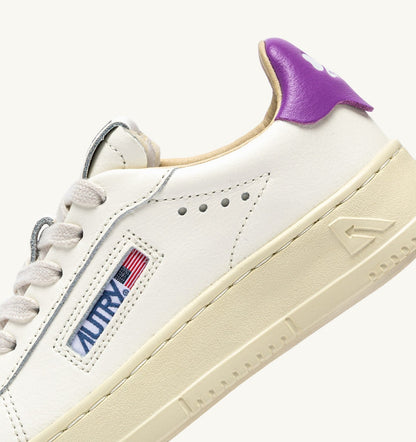 AUTRY SNEAKERS DALLAS KIDS LOW IN MARSHMALLOW AND DEWBERRY LEATHER