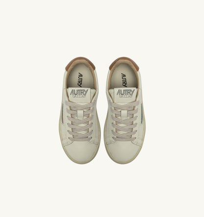 AUTRY DALLAS KIDS KIDS LOW SNEAKERS IN LEATHER COLOR MARSHMALLOW AND BROWN SUGAR