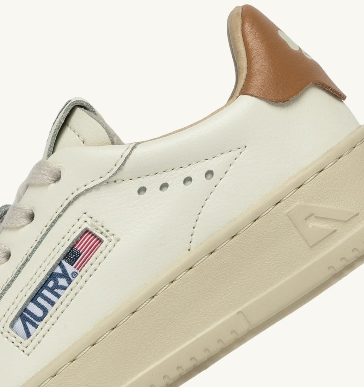 AUTRY DALLAS KIDS KIDS LOW SNEAKERS IN LEATHER COLOR MARSHMALLOW AND BROWN SUGAR