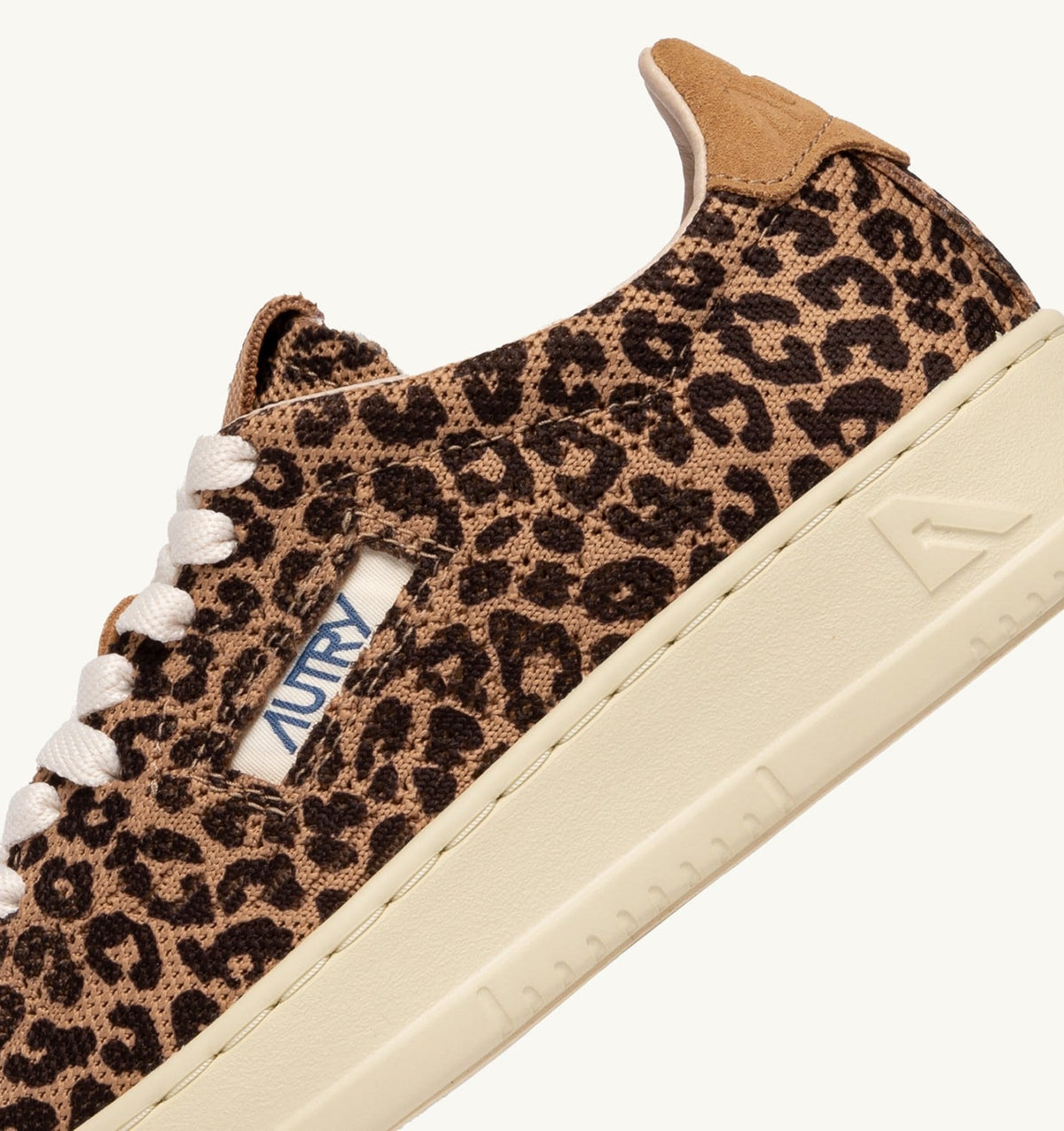 AUTRY MEDALIST EASEKNIT LOW SNEAKERS IN 'LEOPARD PRINT' BROWN AND BEIGE KNIT