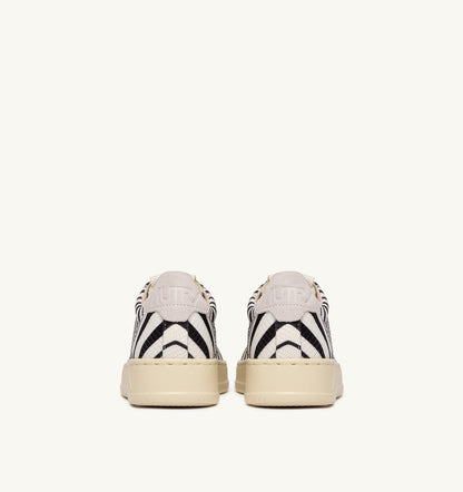 AUTRY MEDALIST EASEKNIT LOW SNEAKERS IN 'ZEBRA PRINT' IVORY WHITE AND BLACK KNIT