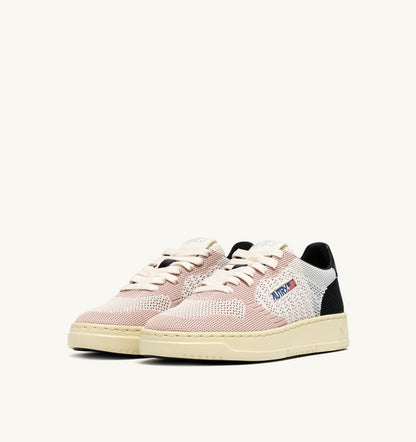 AUTRY MEDALIST EASEKNIT LOW SNEAKERS IN IVORY WHITE BLACK AND POWDER KNIT