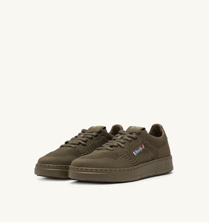 AUTRY MEDALIST EASEKNIT LOW SNEAKERS IN COVERT GREEN KNIT