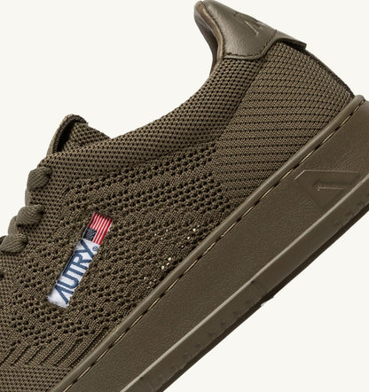 AUTRY MEDALIST EASEKNIT LOW SNEAKERS IN COVERT GREEN KNIT