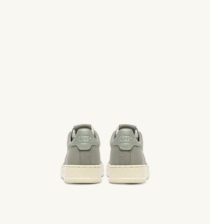 AUTRY MEDALIST EASEKNIT LOW SNEAKERS IN SEA GRASS KNIT