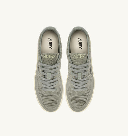 AUTRY MEDALIST EASEKNIT LOW SNEAKERS IN SEA GRASS KNIT