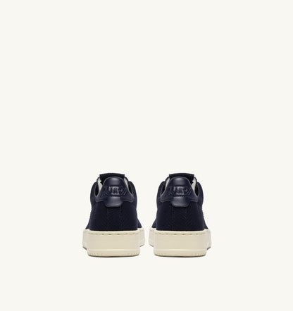 AUTRY MEDALIST EASEKNIT LOW SNEAKERS IN SPACE BLUE KNIT