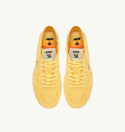 AUTRY SANDY ESPADRILLES IN PASTEL YELLOW CANVAS