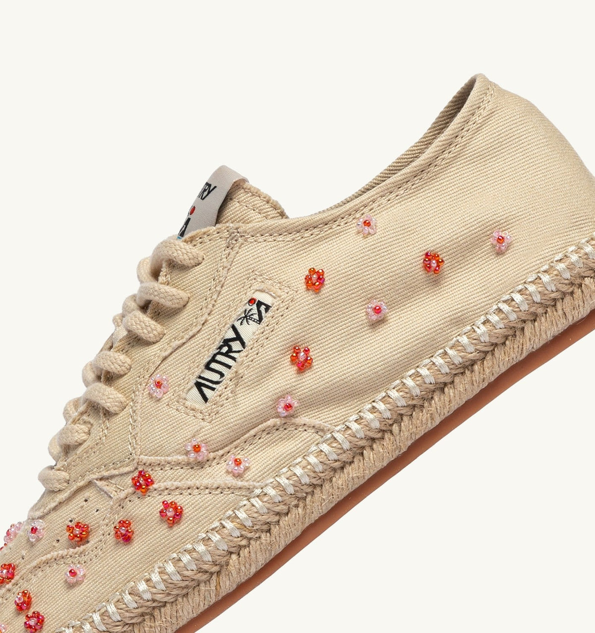 AUTRY SANDY IN IVORY WHITE AND RED CANVAS WITH BEADS