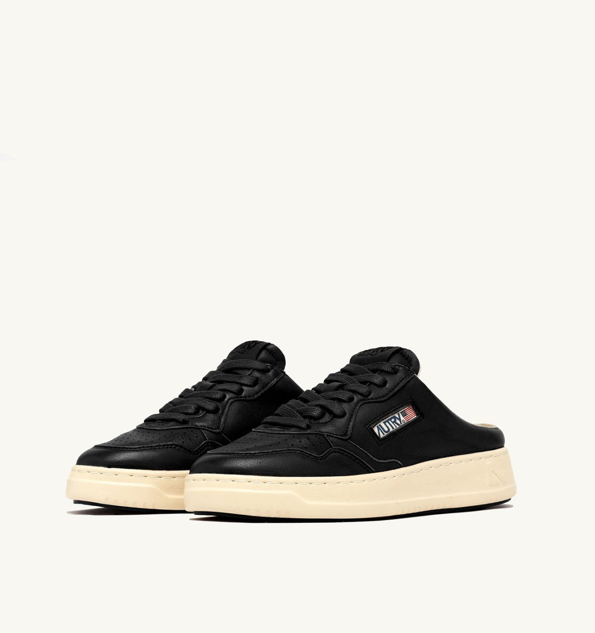 AUTRY MEDALIST MULE SNEAKERS IN NAPA LEATHER COLOR BLACK