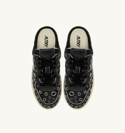 AUTRY MEDALIST MULE SNEAKERS IN BLACK LEATHER WITH STUDDED DETAILS