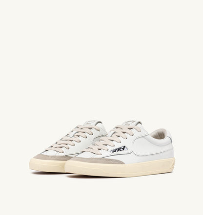 AUTRY WINDSCAPE LOW SNEAKERS IN WHITE LEATHER