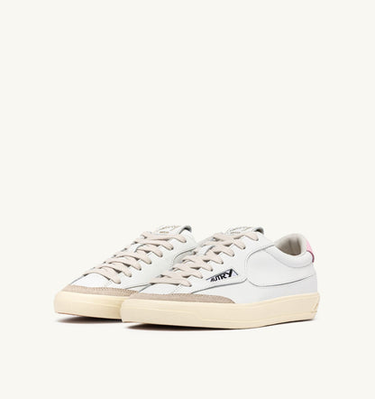 AUTRY WINDSCAPE LOW SNEAKERS IN WHITE AND FAIRY TALE LEATHER