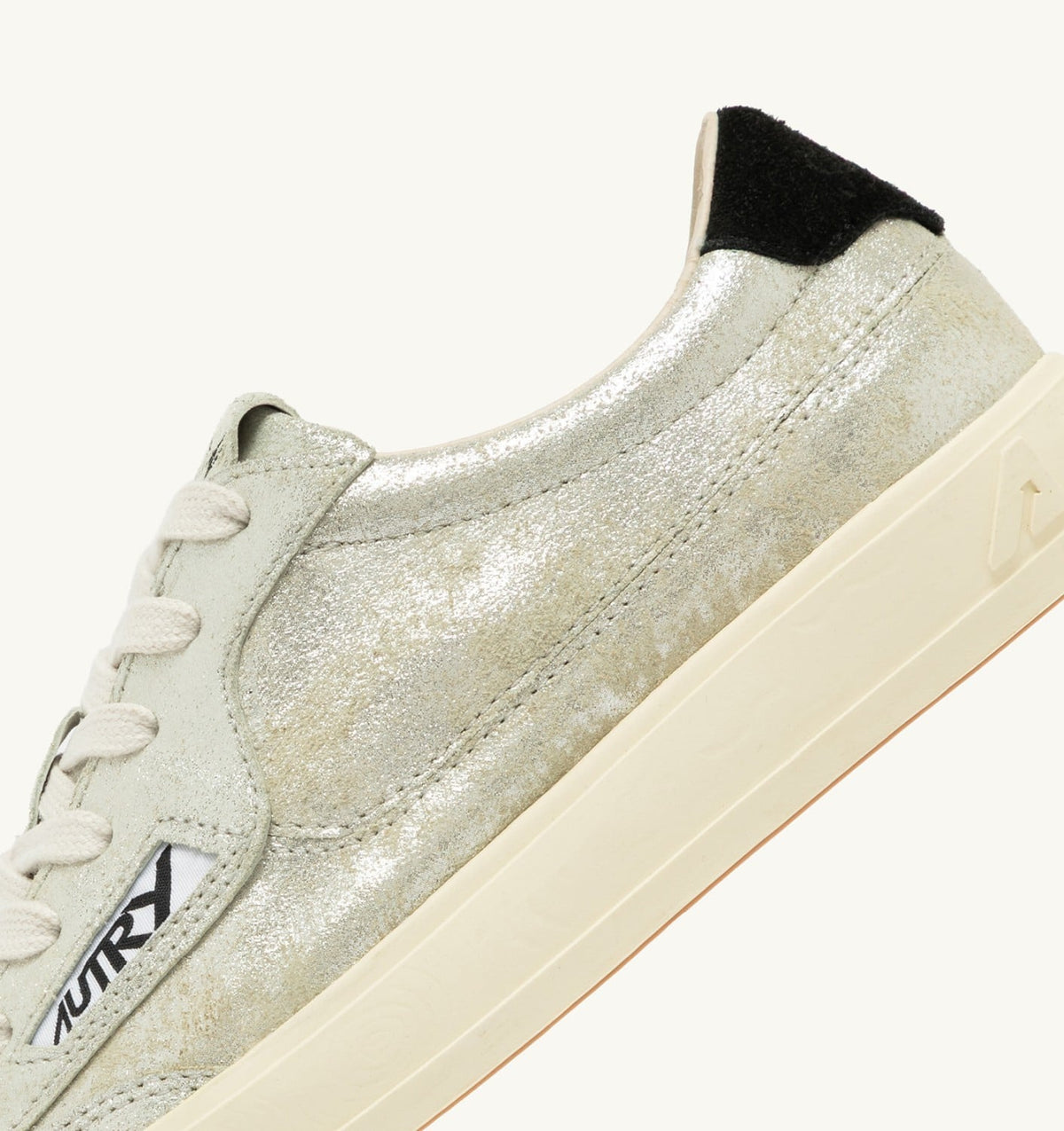 AUTRY WINDSCAPE LOW SNEAKERS IN SILVER AND BLACK LAMINATED SUEDE