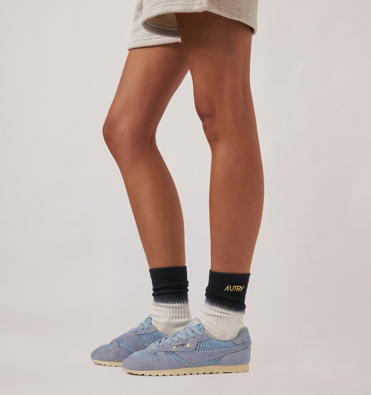 AUTRY WINDSPIN SNEAKERS IN PORTOFINO MESH AND SUEDE