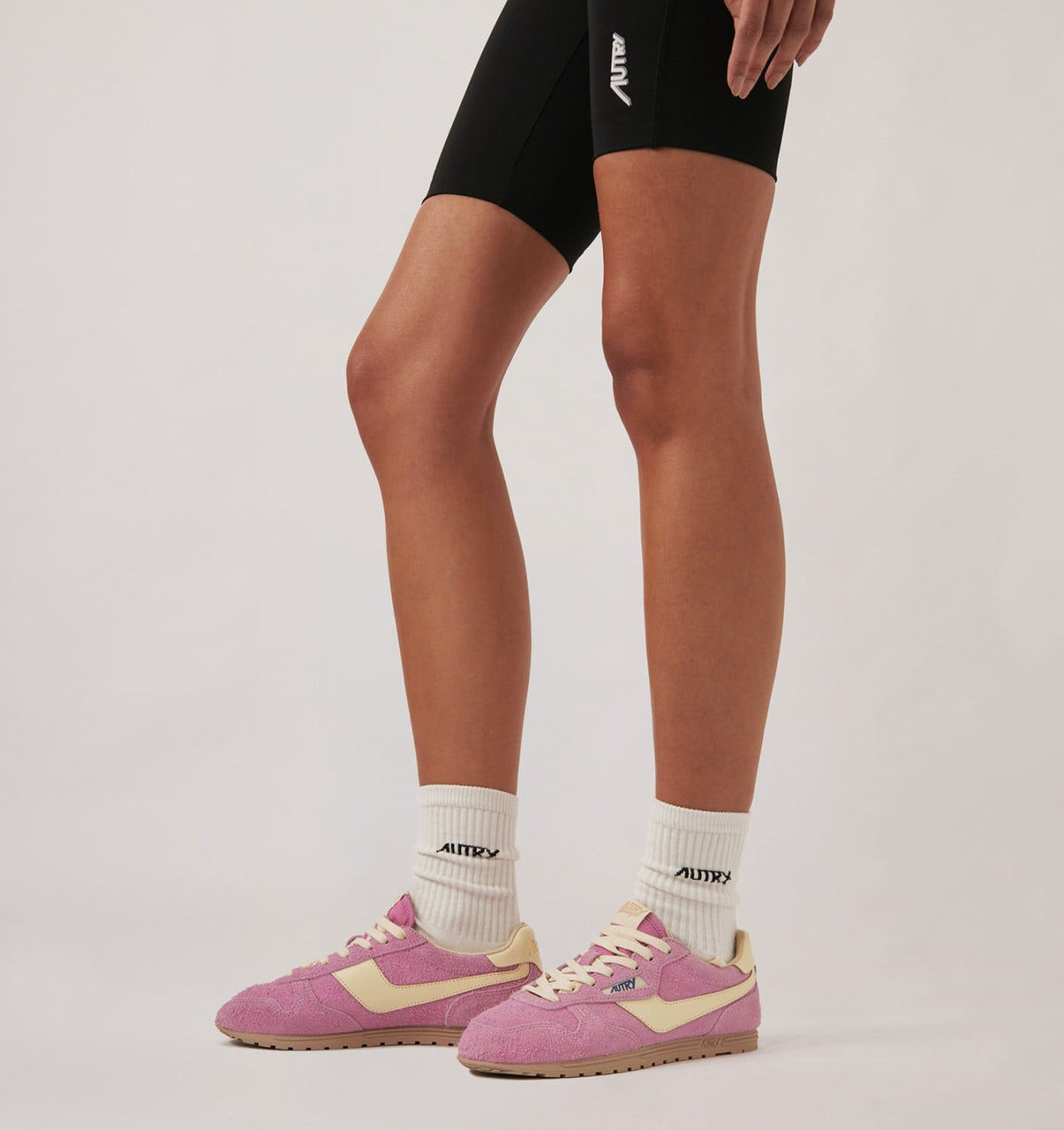 AUTRY WINDSPIN SNEAKERS IN ROSE POMPADUR AND RUTABAGA SUEDE AND LEATHER