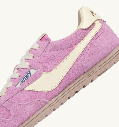 AUTRY WINDSPIN SNEAKERS IN ROSE POMPADUR AND RUTABAGA SUEDE AND LEATHER