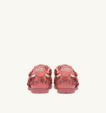 AUTRY WINDSPIN FLOWERS SNEAKERS IN LOBSTER BISQUE LEATHER