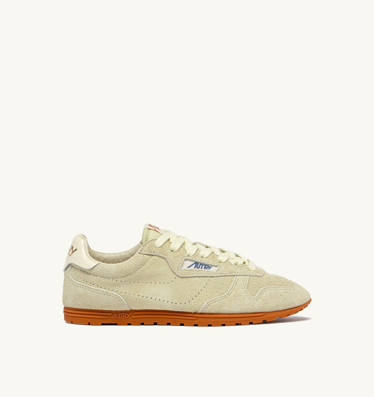 AUTRY SNEAKERS WINDSPIN IN BUTTER WHITE SUEDE
