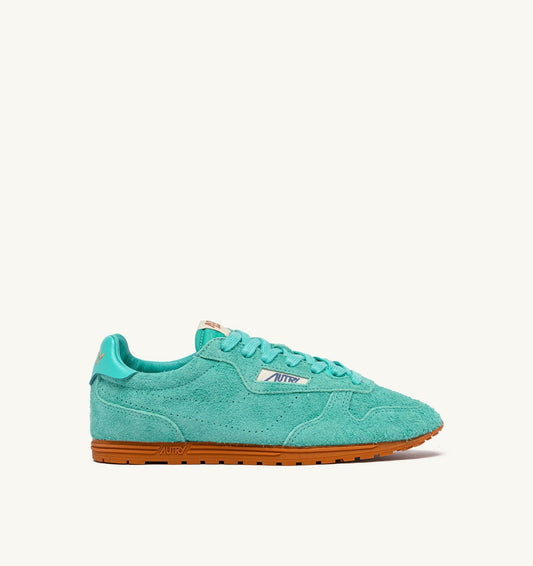 AUTRY SNEAKERS WINDSPIN IN TURQUOISE SUEDE